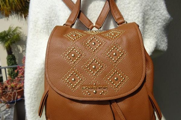 MICHAEL KORS ZAINI DI  PELLE due colori michaelkorszainidipelleduecolo-67f18c530f939.jpg
