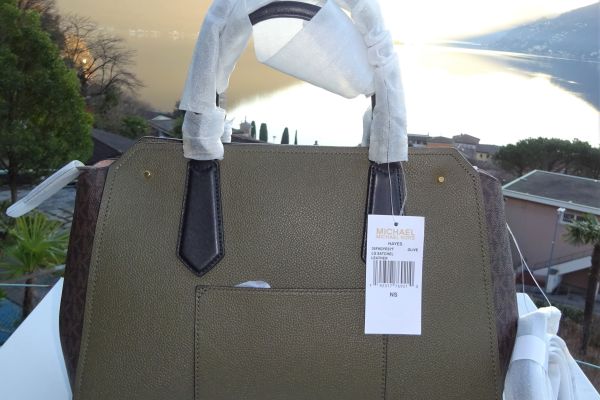 VENDO! Michael Kors Borsa in pelle ORIGINALE E NUOVA! vendomichaelkorsborsainpelleor-67f19081919f3.jpg