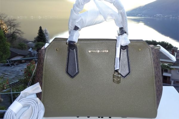 VENDO! Michael Kors Borsa in pelle ORIGINALE E NUOVA! vendomichaelkorsborsainpelleor-67f1908970639.jpg