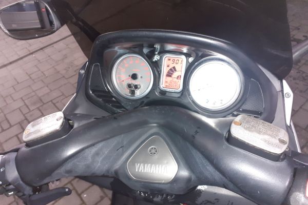 YAMAHA TMAX 500 (32KW) yamahatmax50032kw1.jpg
