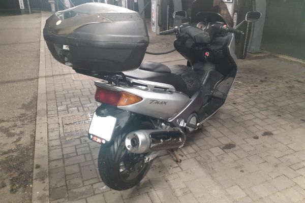 YAMAHA TMAX 500 (32KW) yamahatmax50032kw123.jpg