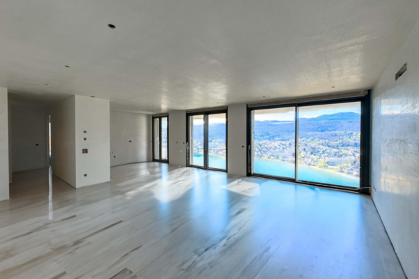 NUOVO ED ESCLUSIVO APPARTAMENTO CON GIARDINO E VISTA LAGO nuovoedesclusivoappartamentoco.png