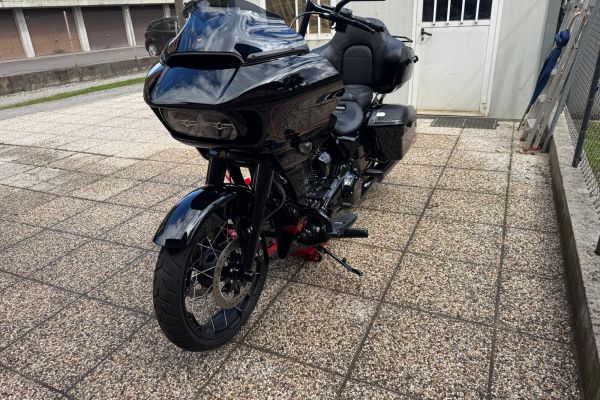 Harley Davidson Road Glide CVO harleydavidsonroadglidecvo.jpeg