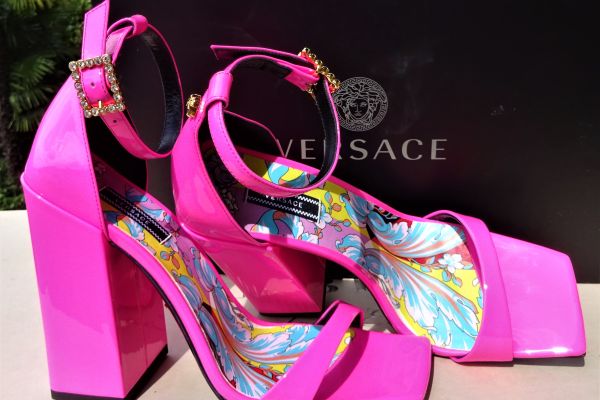 VERSACE ORIGINAL! NEW! dress size 38 (44IT) model Donatella versaceoriginalnewdresssize384-67dddd9e20203.jpg