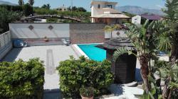 Sicilia: villa singola con piscina e dependance Siciliavillasingolaconpiscinaedependance.jpg