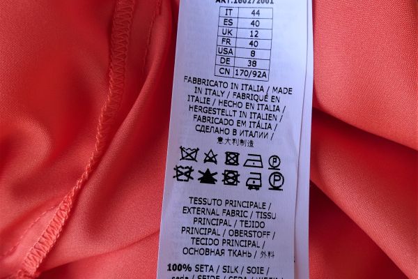 BLUMARINE ABITO 100% SETA! taglia 44 IT ORIGINALE e NUOVO! blumarineabito100setataglia44i-68000748472de.jpg