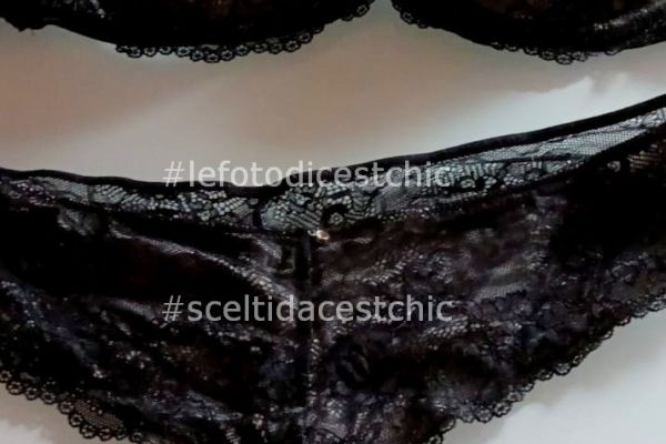 Intimo pizzo nero vintage intimopizzonerovintage123.jpg