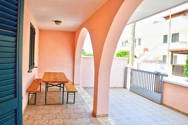 PROMO *14notti >  VILLE 4VANI sul MARE di Torre Pali promo14nottiville4vanisulmared1234.jpg