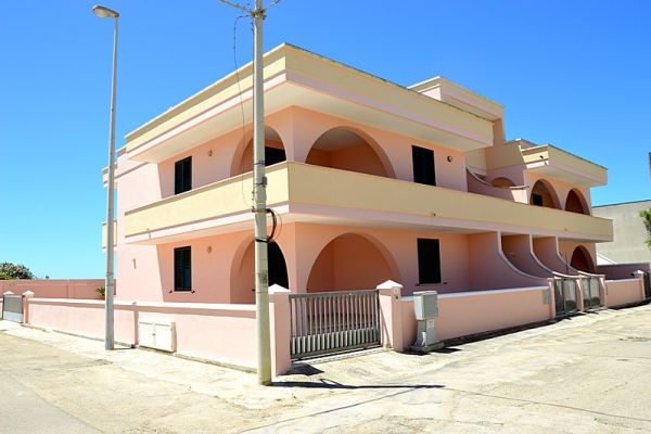 PROMO *14notti >  VILLE 4VANI sul MARE di Torre Pali promo14nottiville4vanisulmared1234567.jpg
