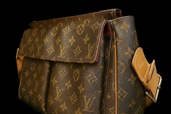 Borsa LV Cité monogram borsalvcitmonogram.jpeg