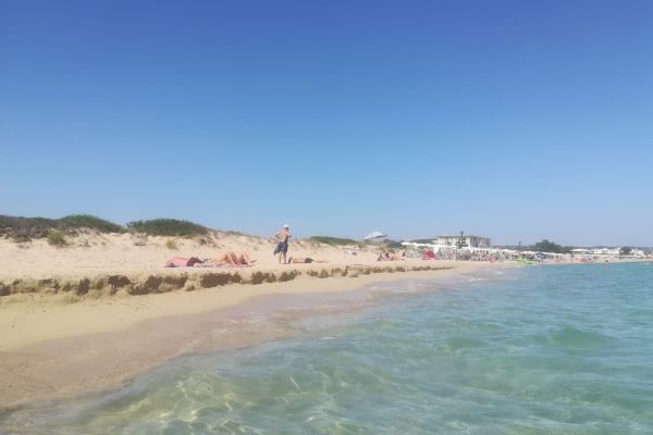 Lido Marini Villetta BILOCALE davanti la Spiaggia SABBIA BIANCA - MALDIVE SALENT lidomarinivillettabilocaledava-6818e31059ef8.jpeg