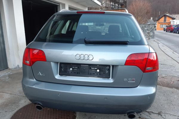 Audi A4 2.0 turbo quattro audia420turboquattro12.jpg