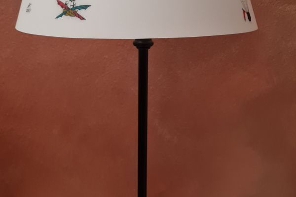 Piero Fornasetti per Antonangeli lampada da tavolo vintage  mongolfiere pierofornasettiperantonangelil.jpg