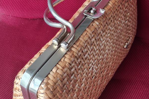 Valentino Garavani Borsa Beige Paglia interno in ottimo stato valentinogaravaniborsabeigepag1.jpg