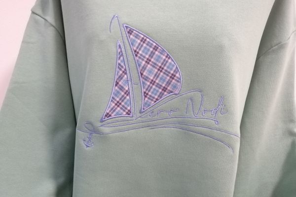 Felpe Creative - Felpe donna con ricamo felpecreativefelpedonnaconrica1.jpg