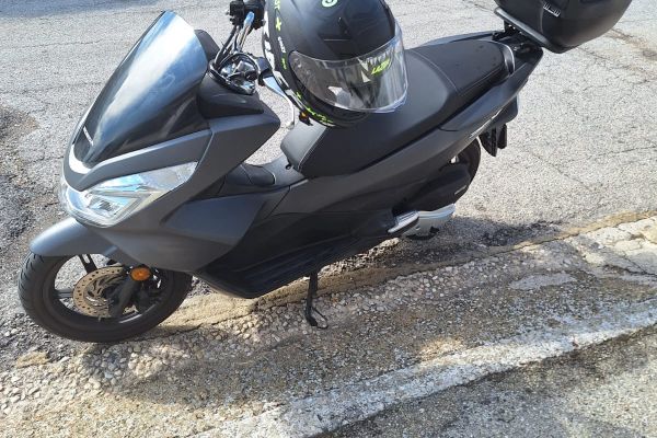 honda pcx 125 hondapcx125-6738bfd29e479.jpeg