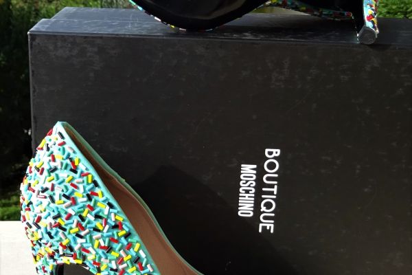 MOSCHINO BOUTIQUE! ORIGINAL AND NEW! size 36,5 moschinoboutiqueoriginalandnew-666389960b380.jpg