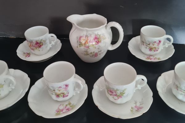Antico Servizio  Caffe  Vecchia GINORI  fine '800 da sei tazze con lattiera , anticoserviziocaffevecchiagino.jpg