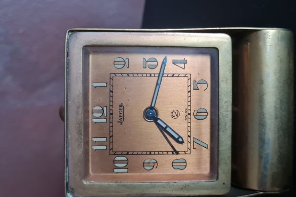 Orologio sveglia Jaeger anni '50. Due giorni di carica. Meccanica funzionante, n orologiosvegliajaegeranni50due1.jpg