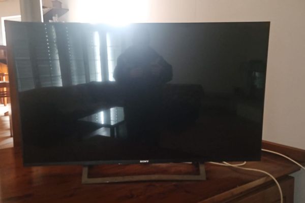 Televisore Sony 48.5 pollici televisoresony485pollici1.jpeg