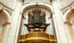 Organista e pianista a Biasca OrganistaepianistaaBiasca1.jpg