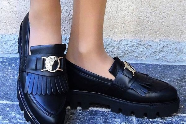 VERSACE ORIGINAL! NEW! leather shoes size 41 versaceoriginalnewleathershoes-67ebfabcbebf7.jpg