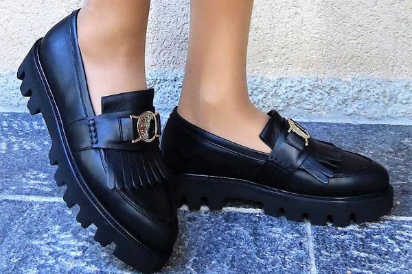 VERSACE ORIGINAL! NEW! leather shoes size 41 versaceoriginalnewleathershoes-67ebfacf7ae62.jpg