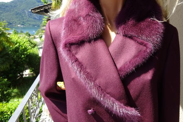 BLUMARINE coat with a mink. WOOL + CASHMERE size 36, 42 (42, 48IT) ORIGINAL AND blumarinecoatwithaminkwoolcash-66c4b5d5ced38.jpg