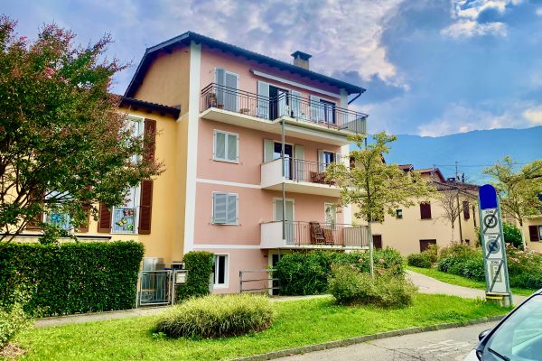 DINO (Lugano): bellissimo appartamento duplex di 4 LOC, vista lago dinoluganobellissimoappartamen.jpeg