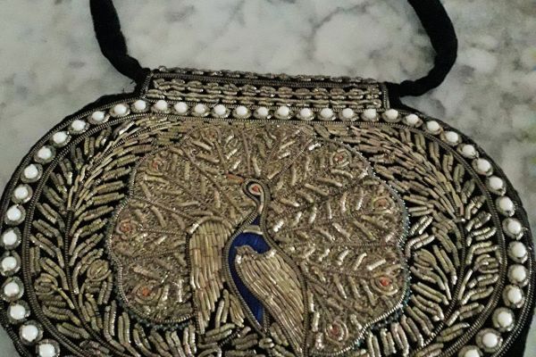Bellissima borsa persiana da sera   anni '50,in velluto con motivo a filo dorato bellissimaborsapersianadaseraa1.jpg