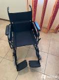 Sedie a rotella/comoda/girello per anziani Serviziodicartomanzia-6127682fe3a2c.jpg