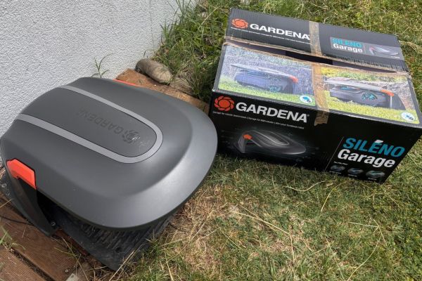 Robot tondeuse Gardena 600 m2 + App bleutouth + Garage robottondeusegardena600m2appbl1234.jpg
