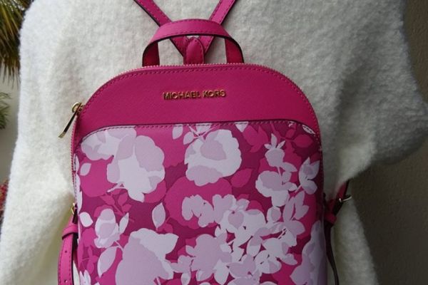 MICHAEL KORS Zaini estivi in pelle molto carini ORIGINALI E NUOVI! michaelkorszainiestiviinpellem-67f7d64125c9c.jpg