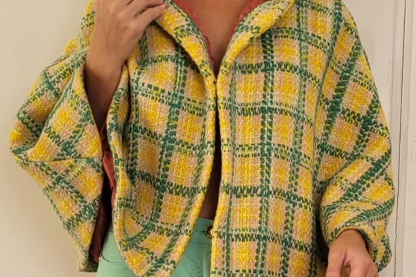 GUCCI ORIGINALE E NUOVO! poncho 100% LANA! guccioriginaleenuovoponcho100l-68cc6e4eb2c0d.jpg