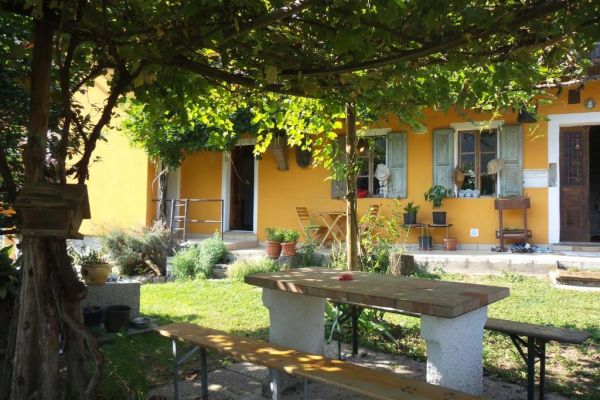 Vendesi grande casa immersa nel verde a Ponte Cremenaga – Monteggio, frazione di vendesigrandecasaimmersanelver1234567.jpg