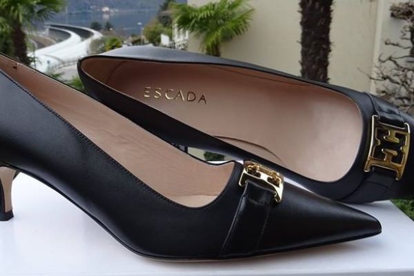 ESCADA Scarpe In Pelle  taglia 41 ORIGINALE E NUOVI escadascarpeinpelletaglia41ori-67f57d06775c8.jpg