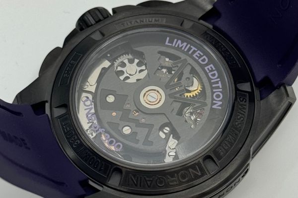 Norqain Independence Skeleton Chrono 42mm norqainindependenceskeletonchr12.jpg