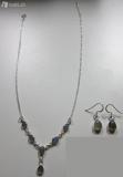 Set collana e orecchini in argento 925 con labradorite Setcollanaeorecchiniinargento925conlabradorite.jpg