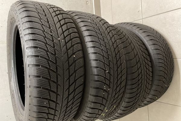 Gomme auto invernali 205/55R16 gommeautoinvernali20555r16.jpeg