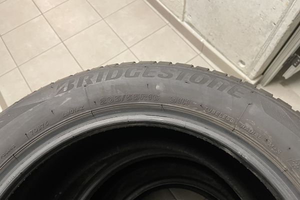 Gomme auto invernali 205/55R16 gommeautoinvernali20555r161.jpeg