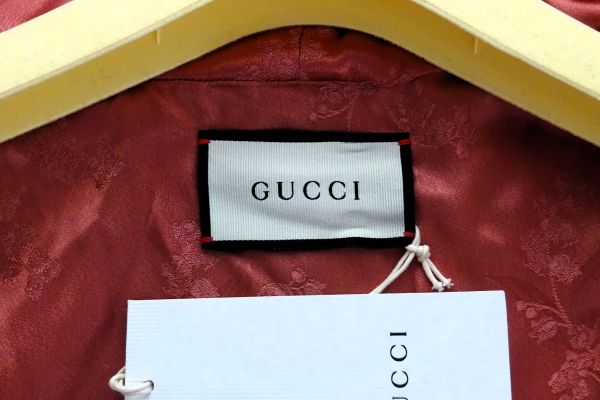 GUCCI ORIGINAL AND NEW! poncho 100% WOOL! guccioriginalandnewponcho100wo-67ec0182aed29.jpg