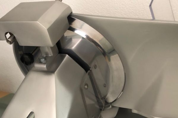 Affettatrice Mistro GS 275 CE affettatricemistrogs275ce12.jpg