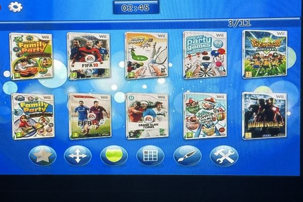 Vendo Wii + cavi + chiavetta USB 101 giochi + 7 CD di giochi. vendowiicavichiavettausb101gio-684b73e072765.jpg