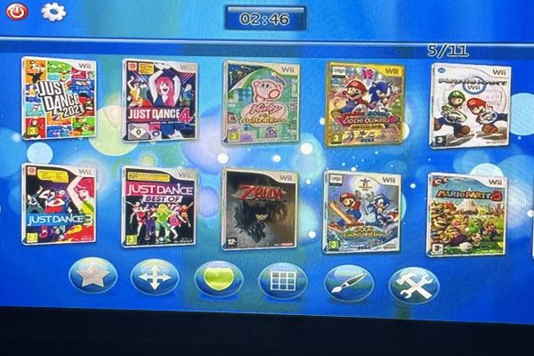 Vendo Wii + cavi + chiavetta USB 101 giochi + 7 CD di giochi. vendowiicavichiavettausb101gio-684b73e2e3ee0.jpg