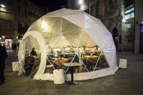 cupola geodetica pronta consegna cupolageodeticaprontaconsegna.jpg