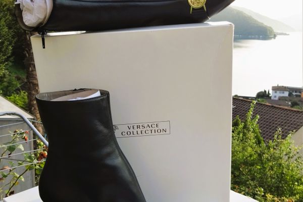 VERSACE ORIGINAL! NEW! leather boots size 39 and 40 versaceoriginalnewleatherboots-66feabec339d2.jpg