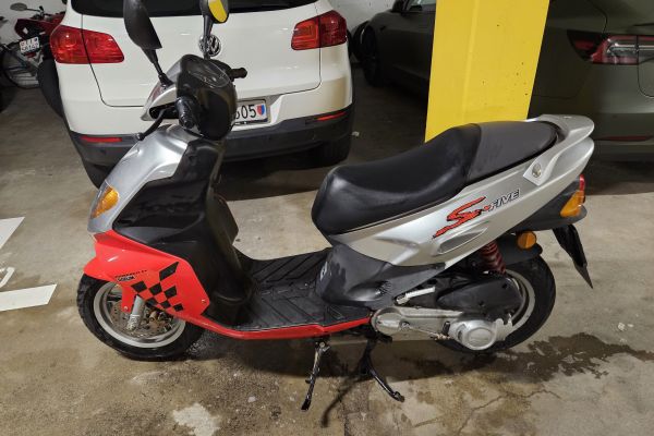 Scooter 50CC scooter50cc1.jpg