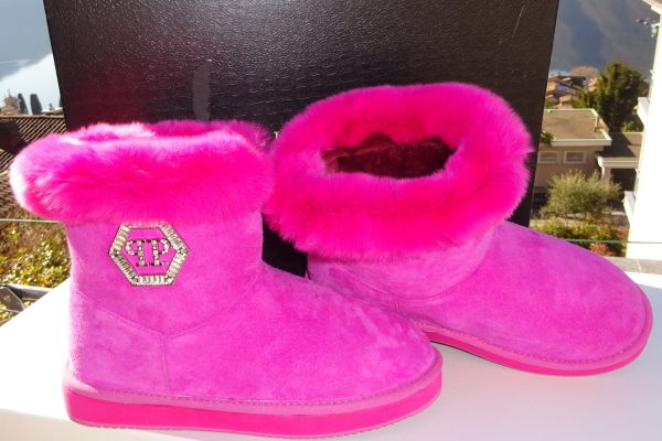 Philipp Plein UGG  size 36 ORIGINAL AND NEW! philipppleinuggsize36originala-66f33338c799f.jpg