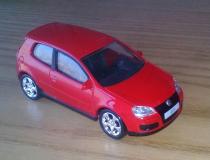 VW Golf GTI Mk5 rossa Norev 3 pollici (nuova) VWGolfGTIMk5rossaNorev3pollicinuova1.jpg