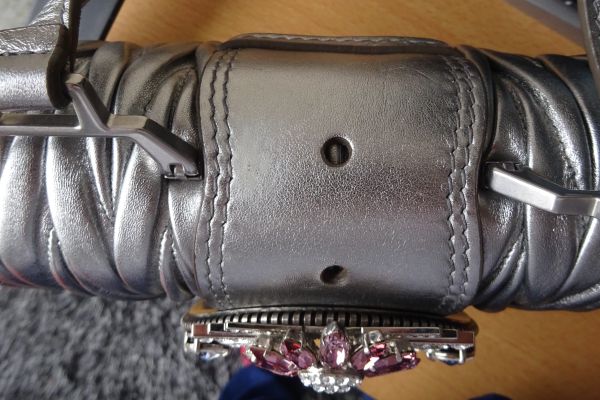MIU MIU ORIGINALE e NUOVA! Borsa in pelle chic impreziosita da strass! miumiuoriginaleenuovaborsainpe-67f2cf5d6fef4.jpg